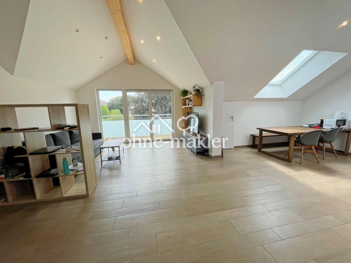 großzügige Verglasungen