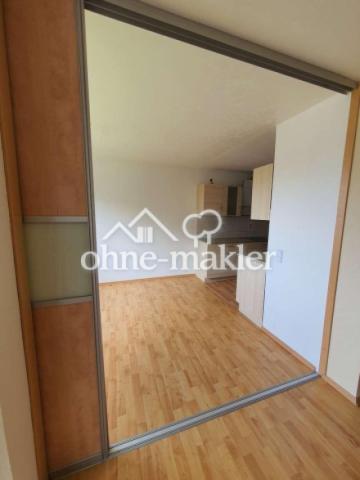 Zugang durch Schiebetür zur Kü