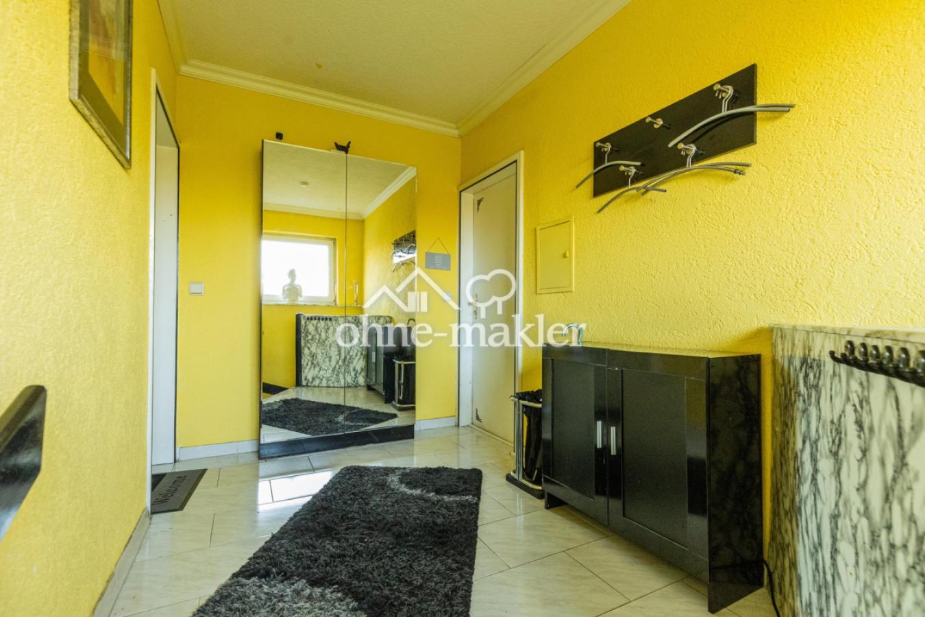 Flur Eingang Links u. Rechts