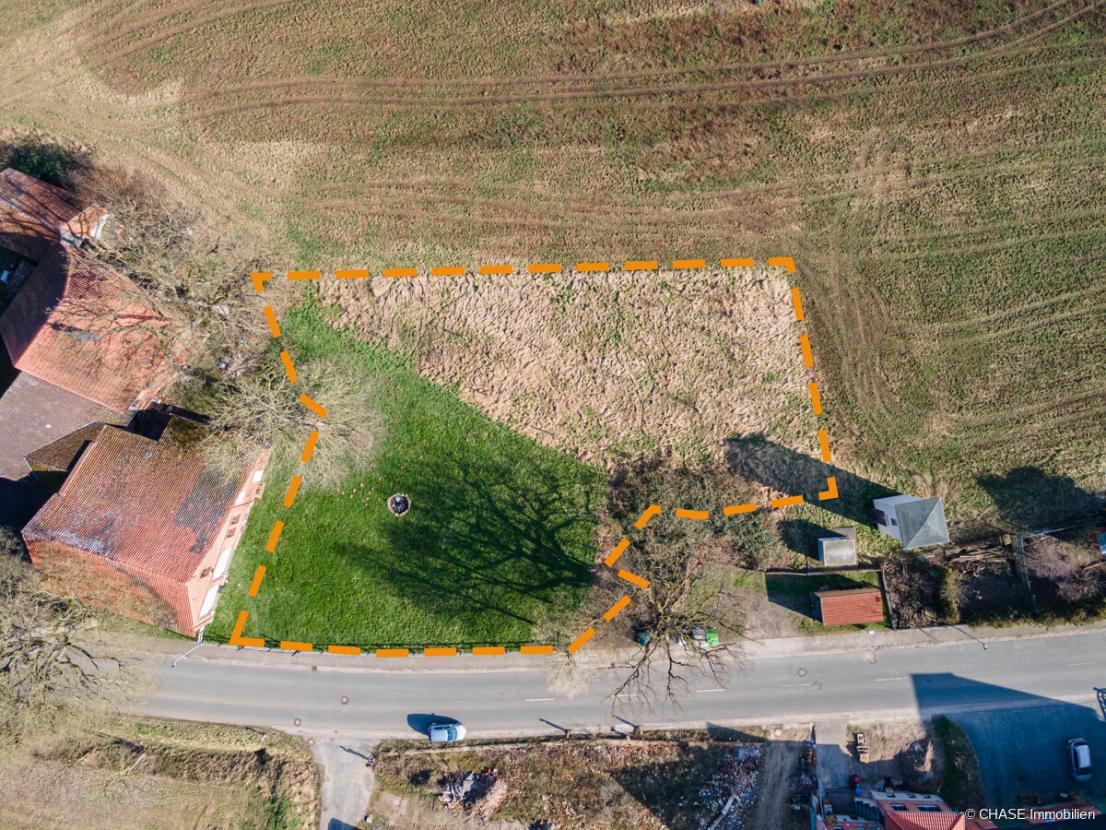 Gesamtes Grundstück - Luftansicht