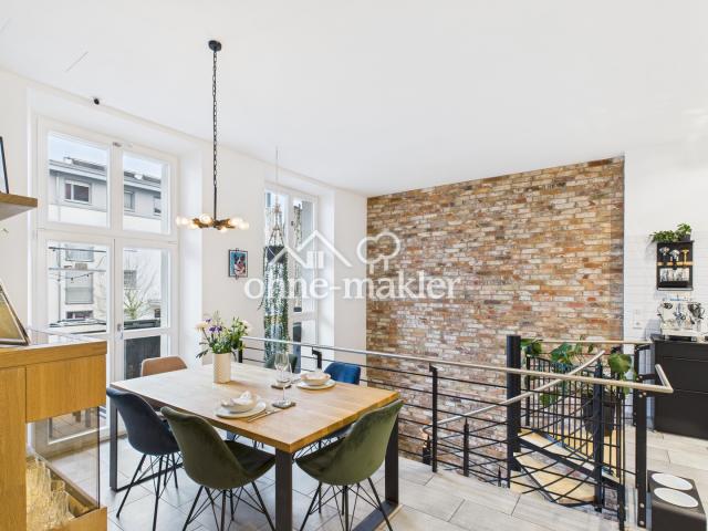 Küche - / Essbereich (1.OG)