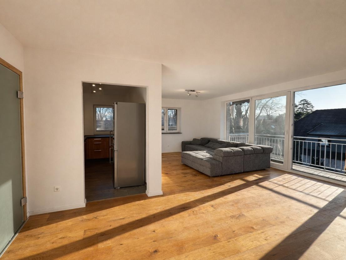 Wohnzimmer Blick Küche