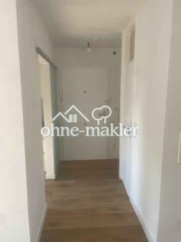 Flur / Wohnunugstür