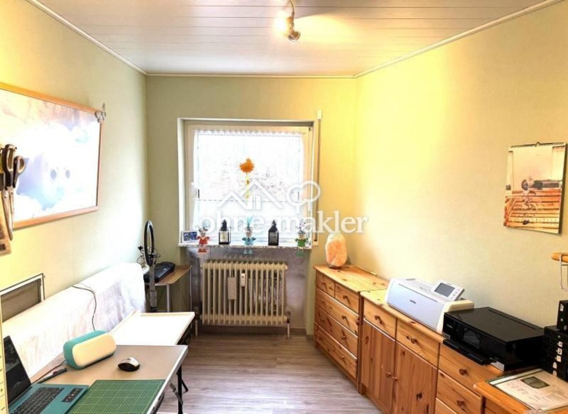 KInder-/Arbeitszimmer