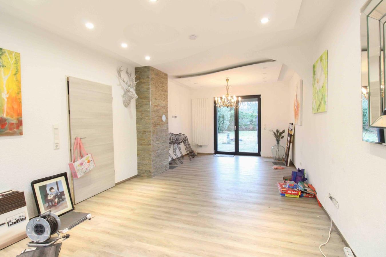 Wohnzimmer Ansicht 2 EG