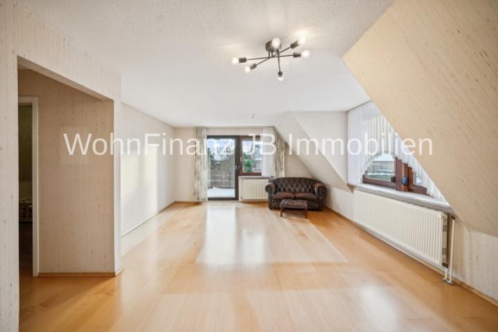 großzügiger Wohnbereich DG