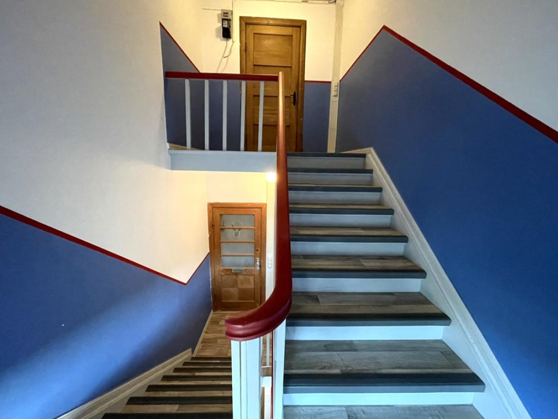 Treppenaufgang zur Wohnungstür