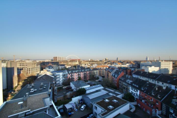 Sicht zur Lanxess Arena