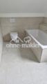 Badezimmer 1 mit Badewanne