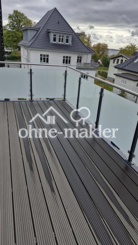 Balkonblick zum Nachbarhaus