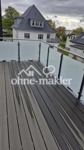 Balkonblick zum Nachbarhaus