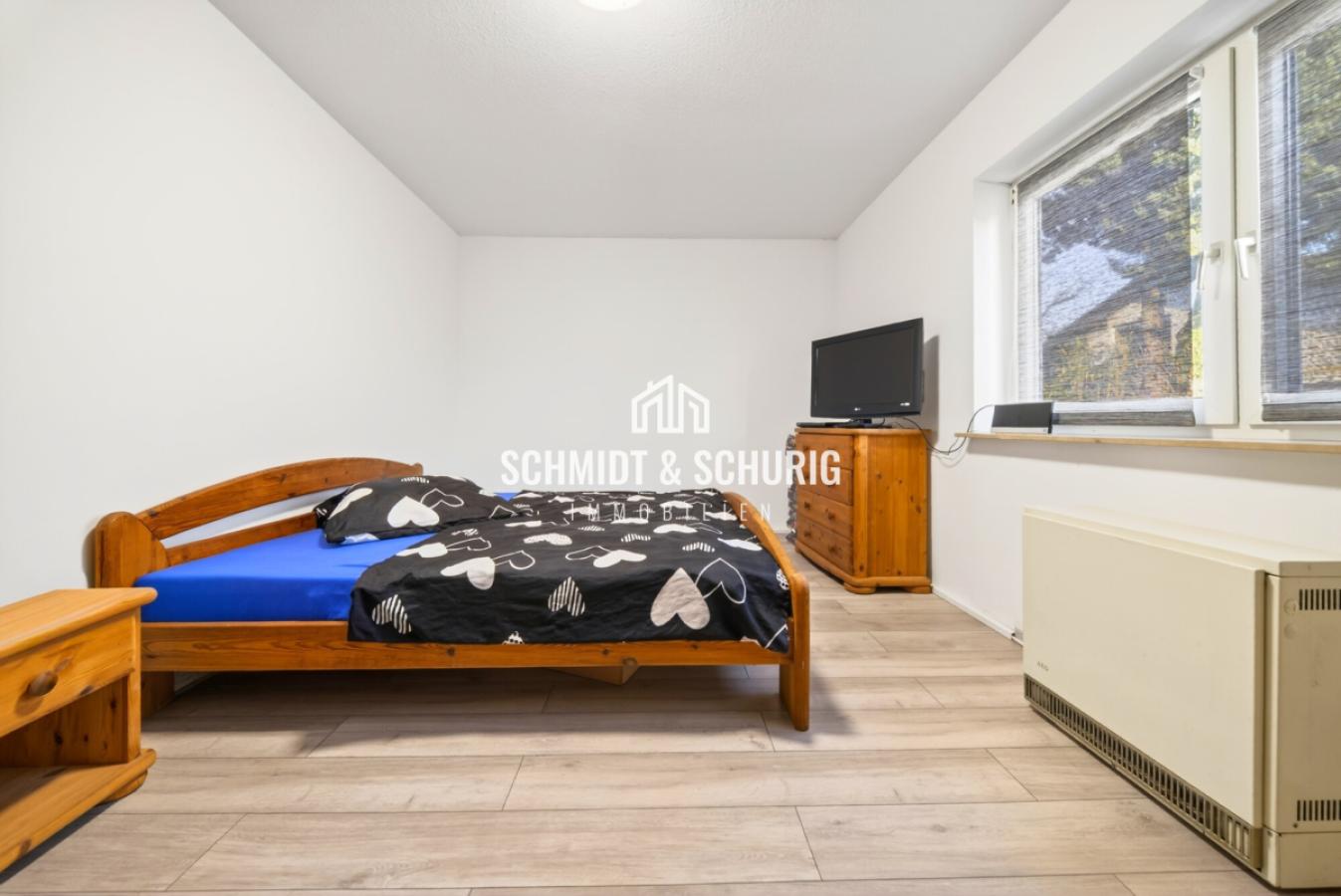 Schlafzimmer / Erdgeschoss