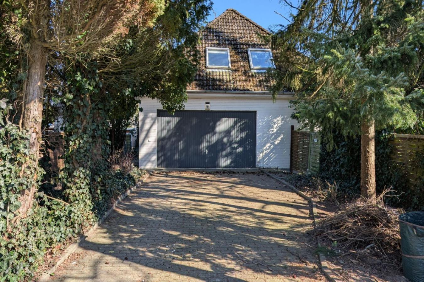 Außenansicht Doppelgarage