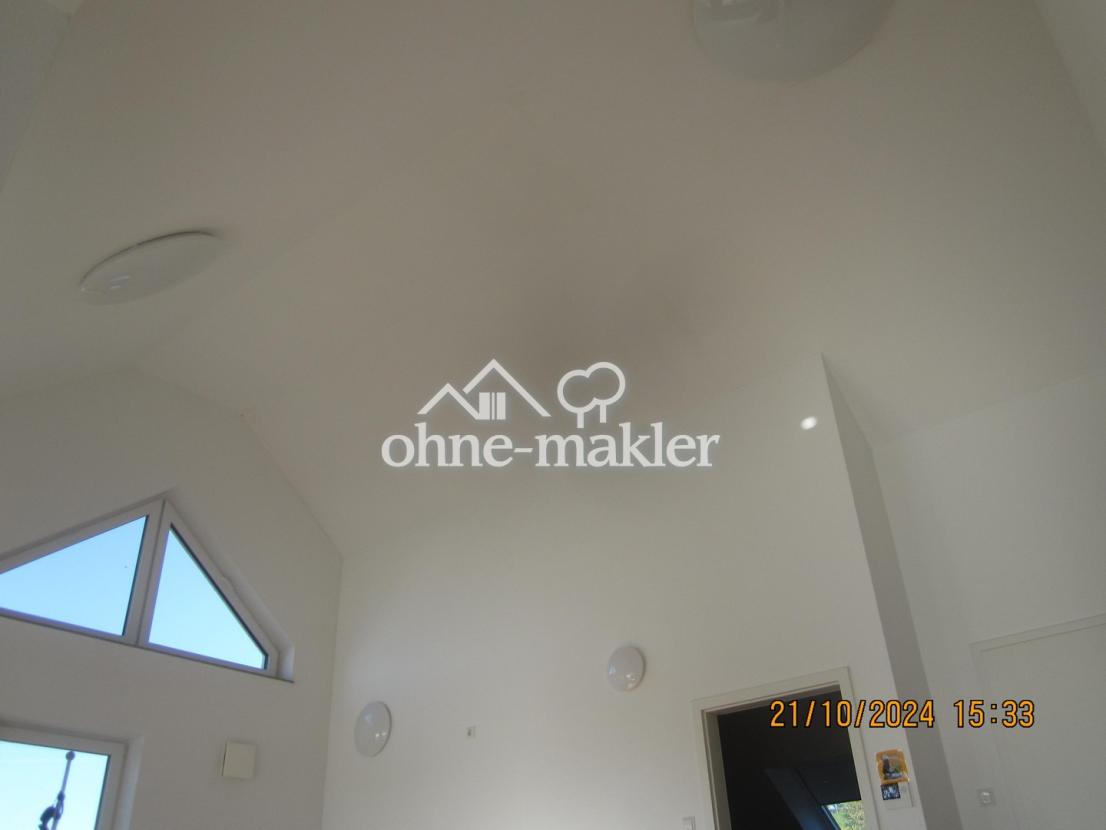 Über 5 Meter Deckenhöhe