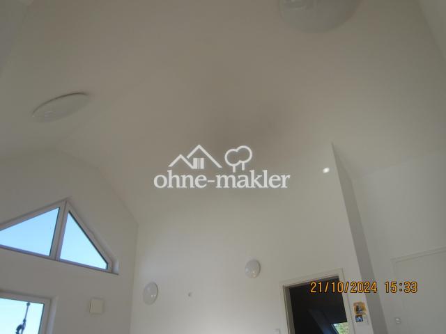 Über 5 Meter Deckenhöhe