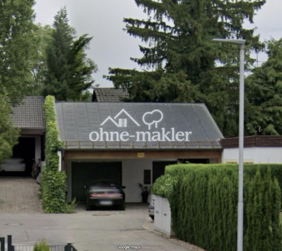 Zufahrt z. Grundstück -Carport