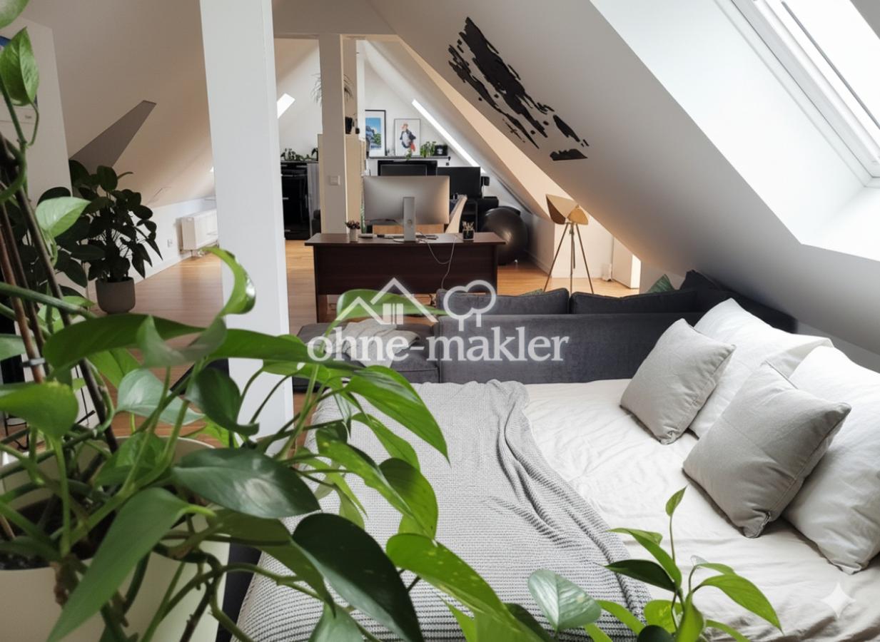 Dachgeschoss (möbliert)