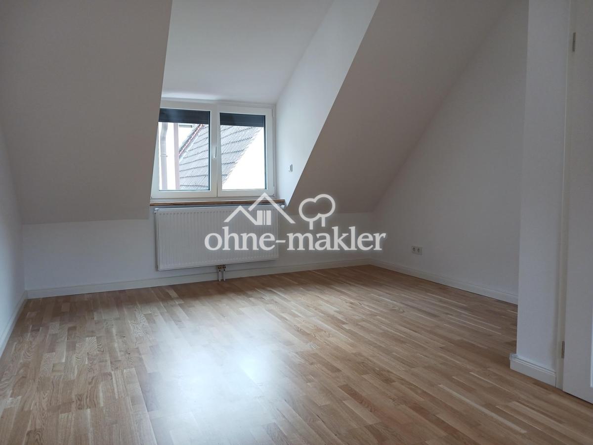 Großes Zimmer Dachgeschoss