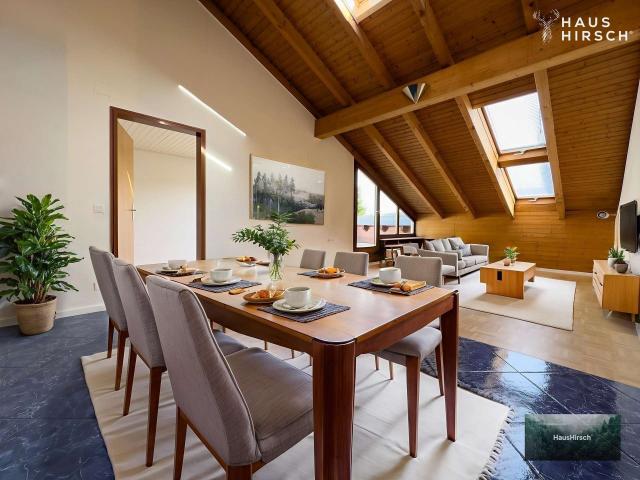 Wohn-/Essbereich (Möblierung KI-generiert)