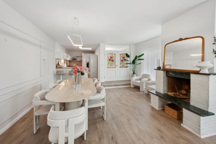 Wohn- und Essbereich EG