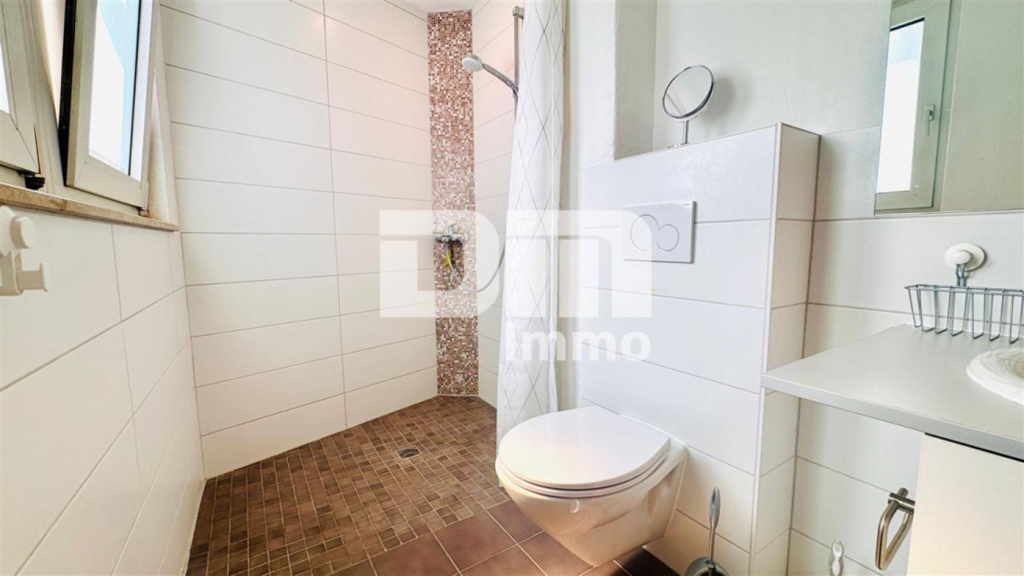 Badezimmer / Dusche / Waschmaschine