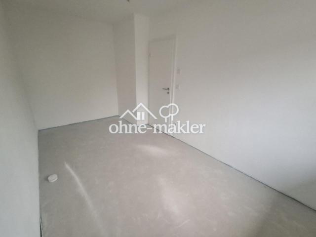 Arbeits- o. Kinderzimmer (2)