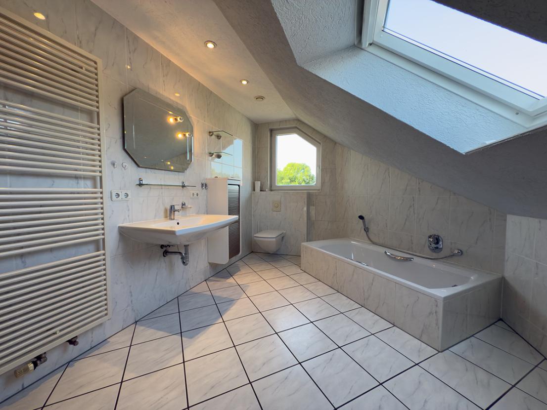 Großzügiges Familienbad