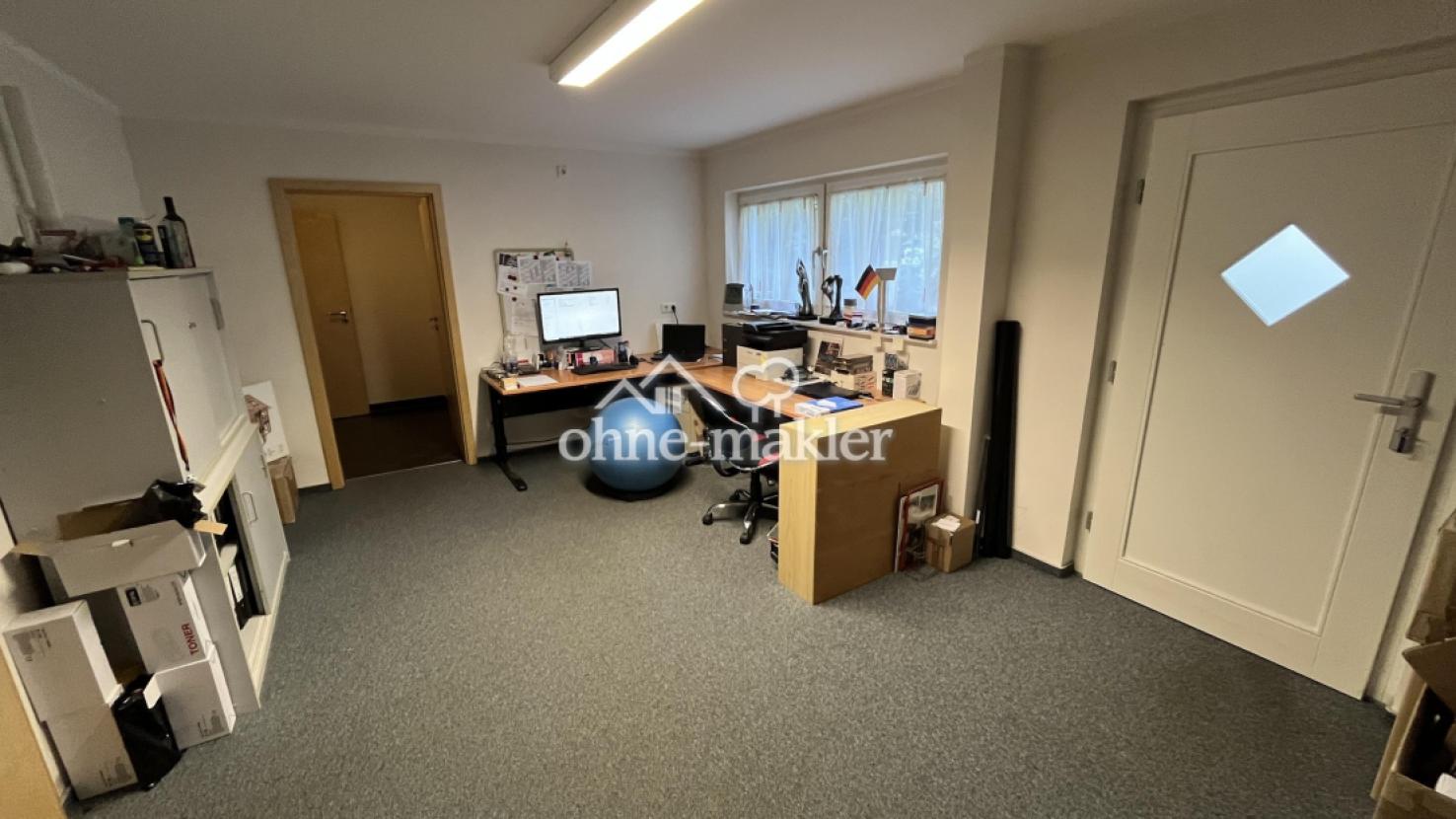 Büro links