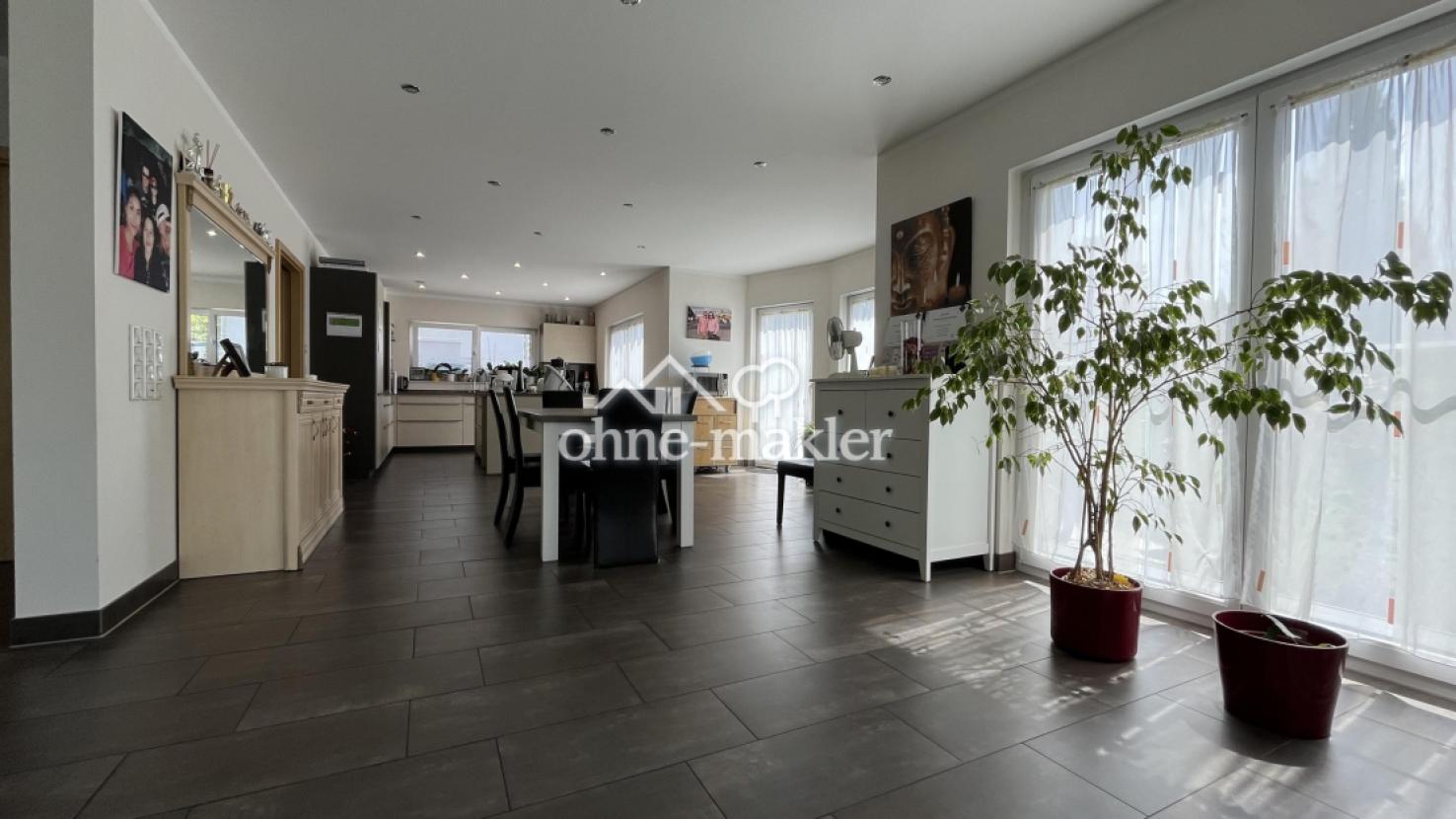 Essen Richtung Küche