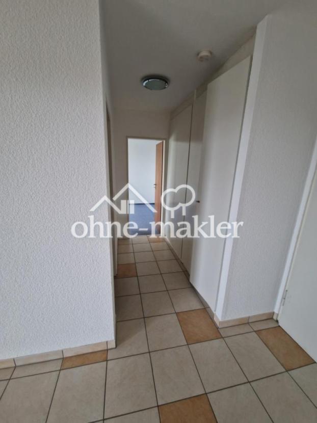 Flur mit Einbauschränken