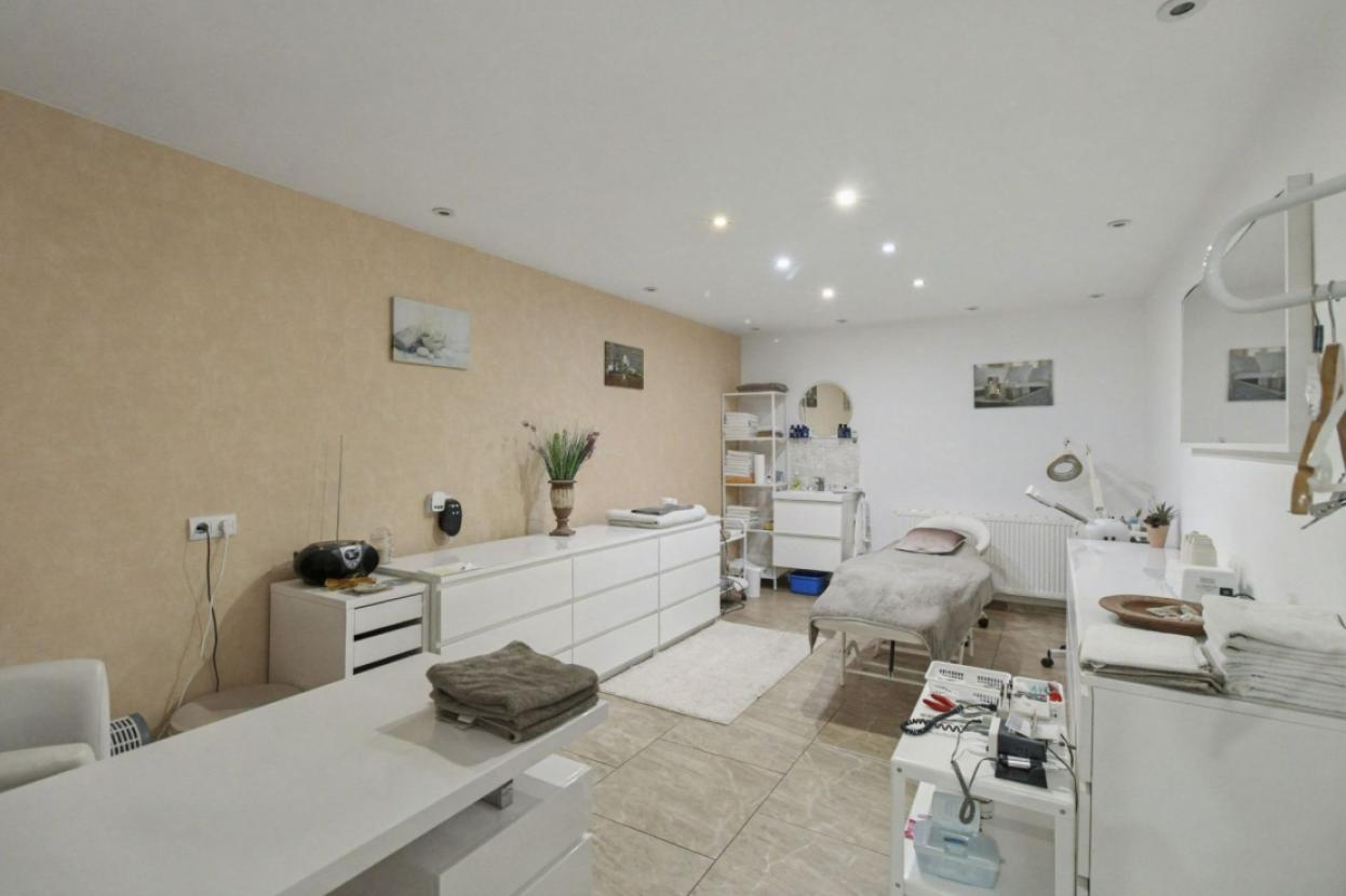 Gewerbeeinheit Kosmetikstudio