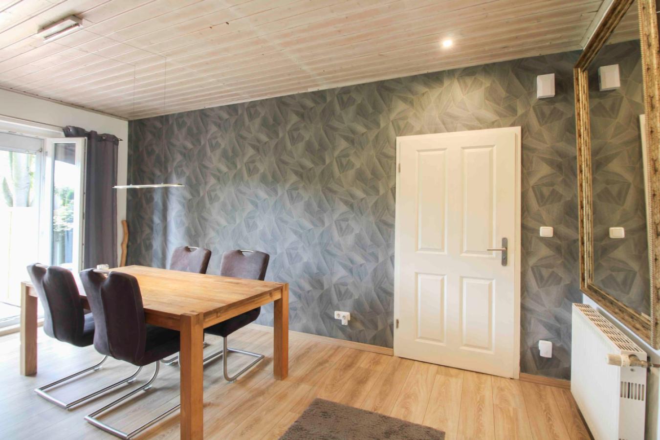 Essbereich mit Terrasse