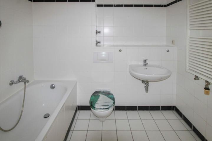 Badezimmer 2