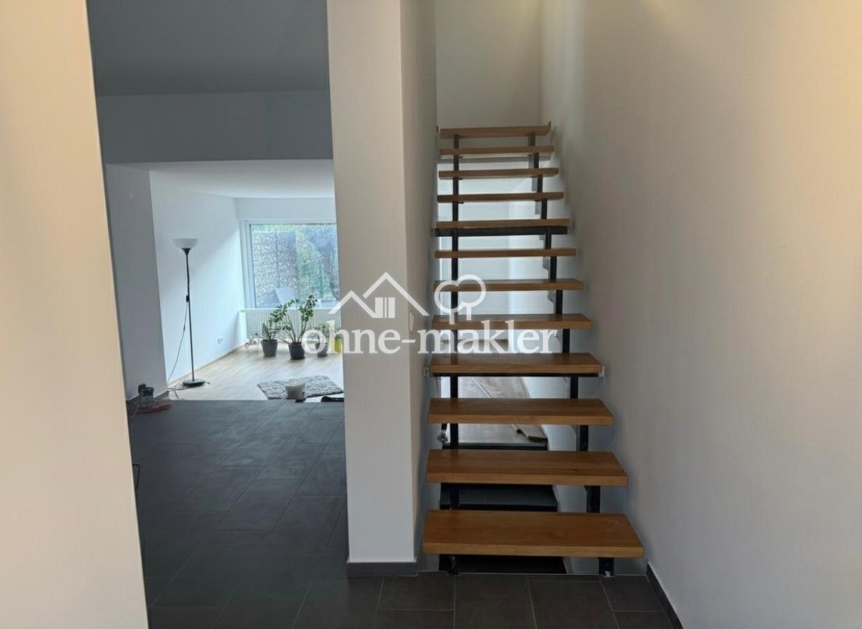 Treppe ins Obergeschoss