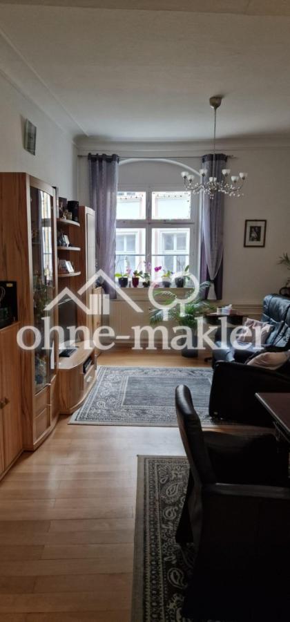 Wohnzimmer mit Stadtblick