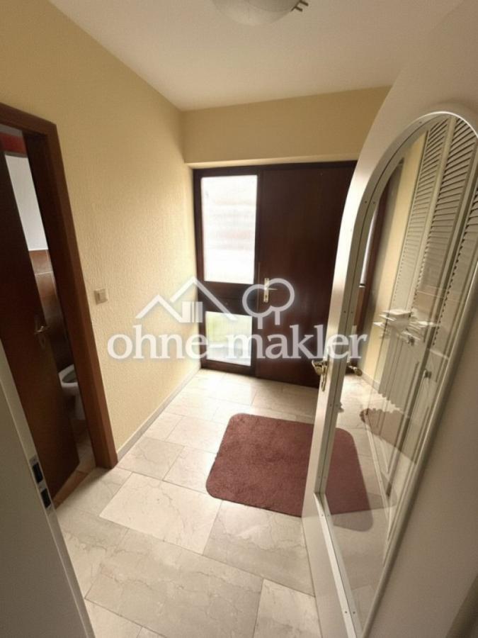 EG - Heller Eingangsbereich