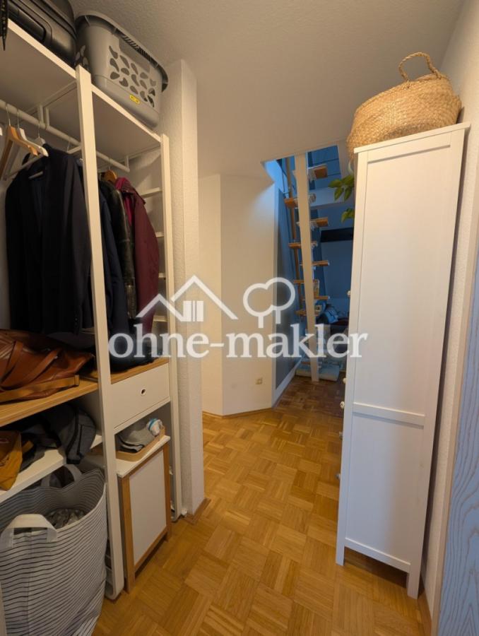 Flur (zw. Wohn-/Schlafzimmer)