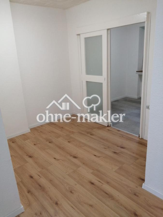 Essecke mit Blick zur Küche