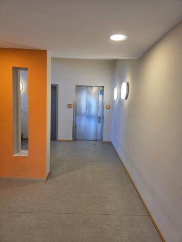 Flur mit Fahrstuhl