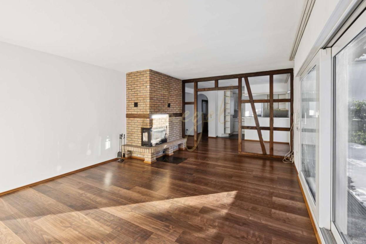 Wohnbereich mit Kamin