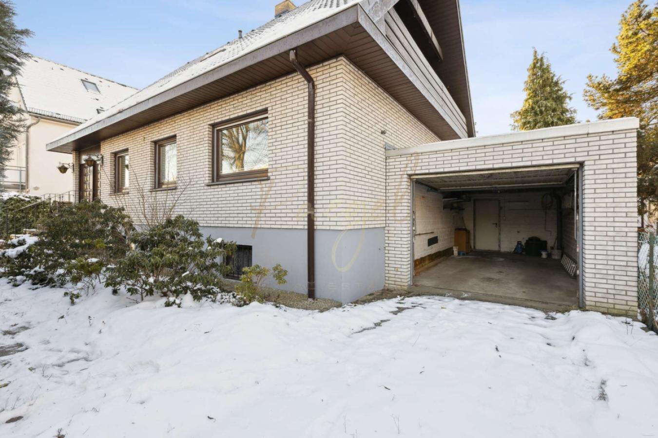 abschließbare Garage