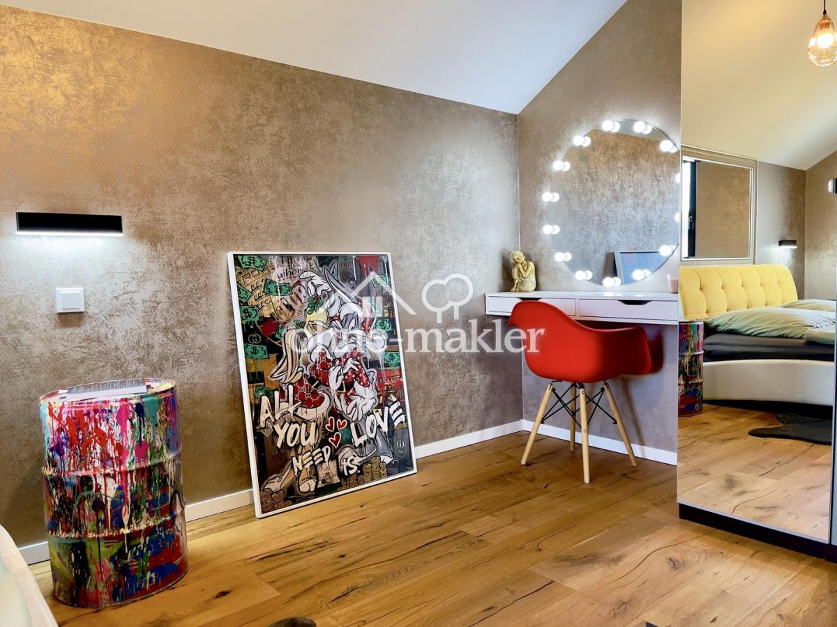 Elternschlafzimmer OG