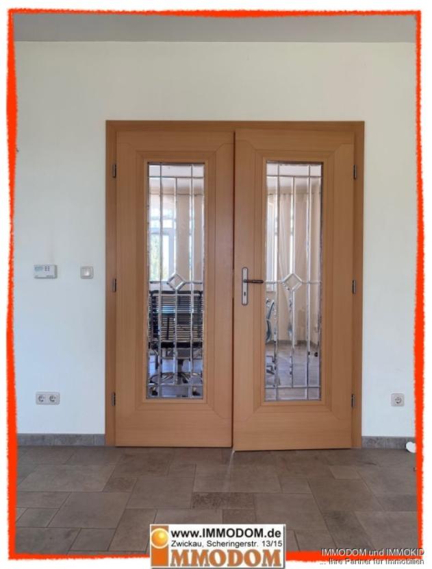 Wohnen/ Tür zum Arbeitszi.