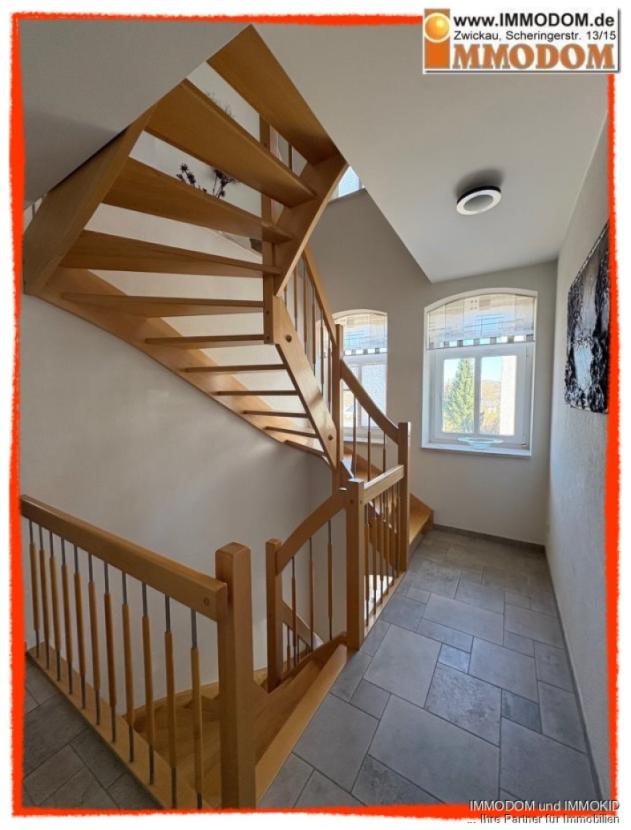Treppe 1.OG zum DG