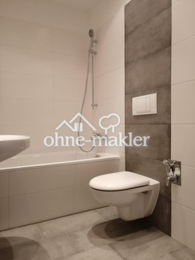 Badezimmer mit Wanne