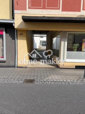 Zugang zu Hof zu Hauseingang