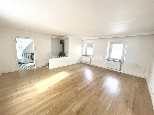 OG Zimmer mit Kamin 2