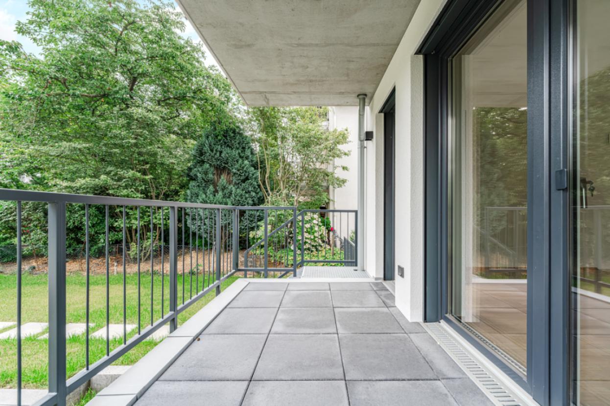 Ansicht Balkon Gartenseite