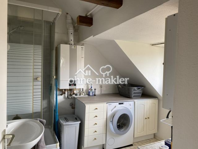 Badezimmer mit Dusche