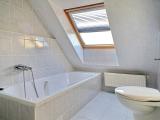 Tageslichtbad mit Wanne & Dusche